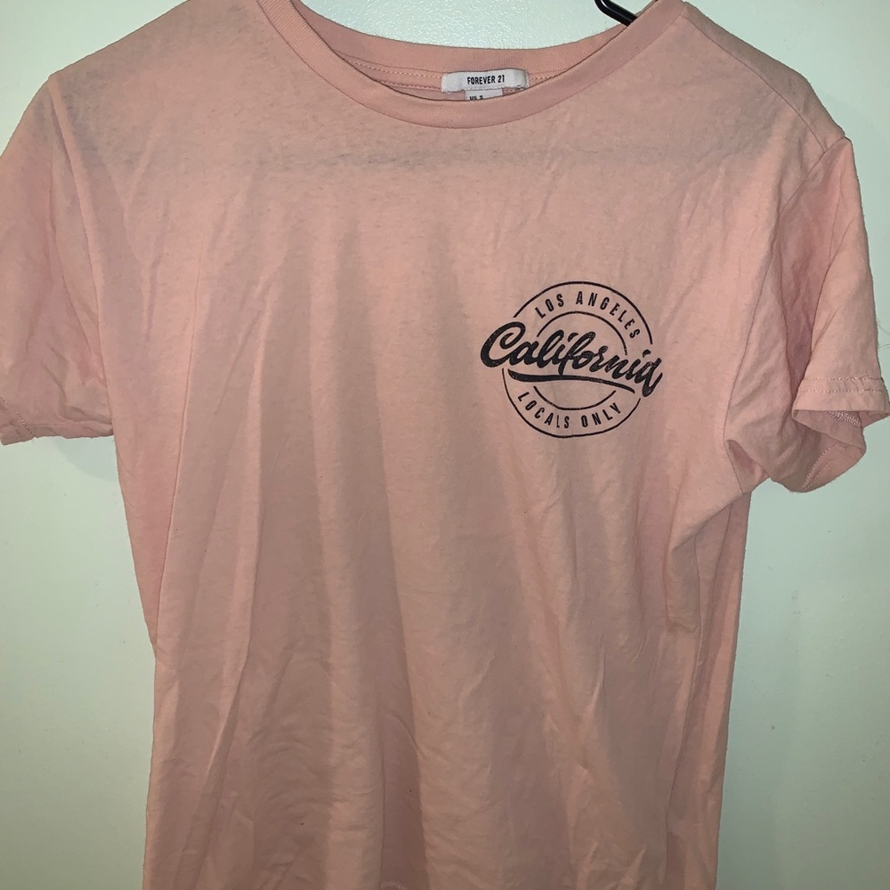 graphic tee